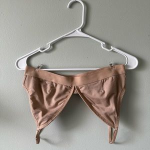 Icebreaker Merino Siren Bralette size Large (L) in nude